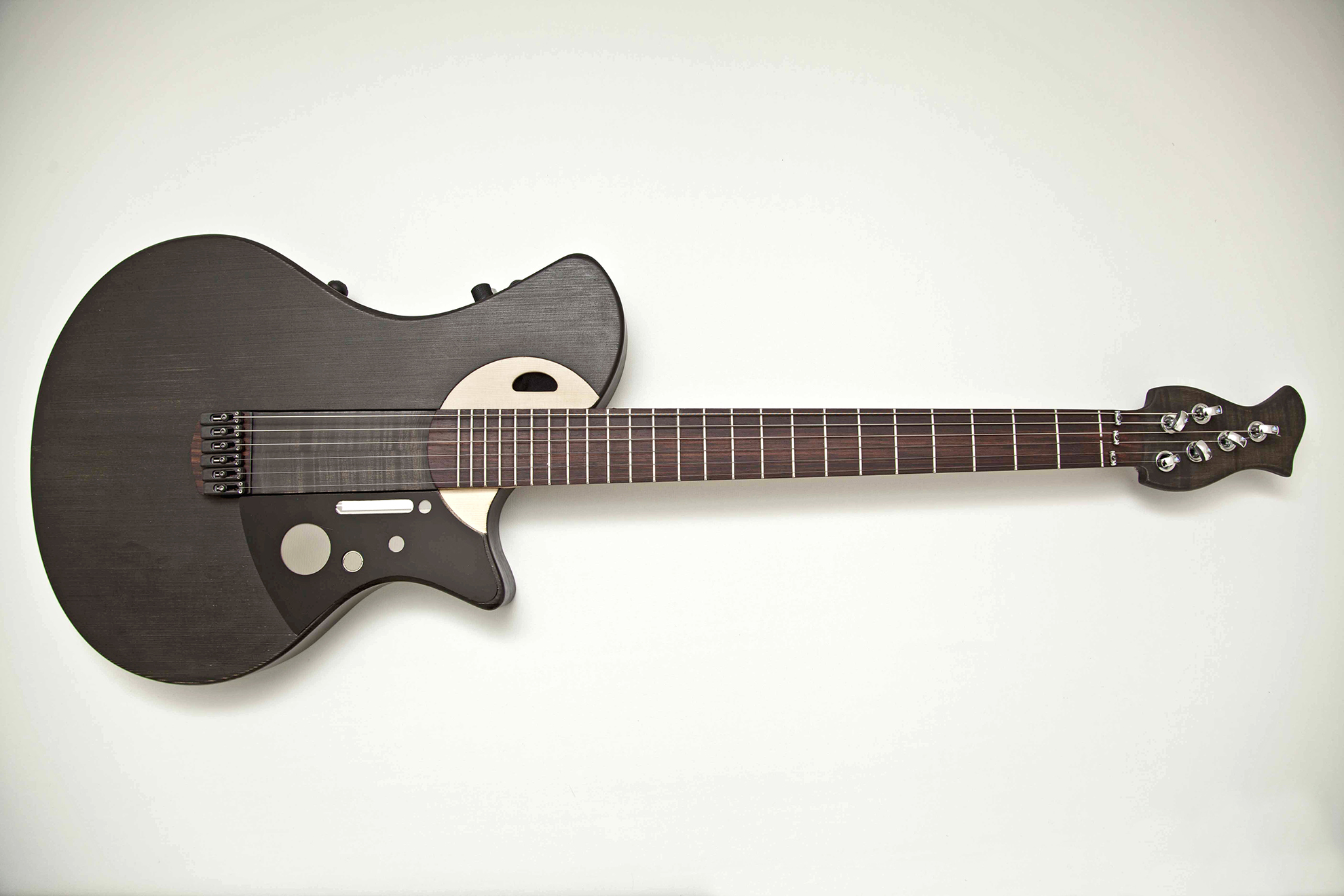 Sensus Smart Guitar evolves the guitar into an effect riddled dream machine