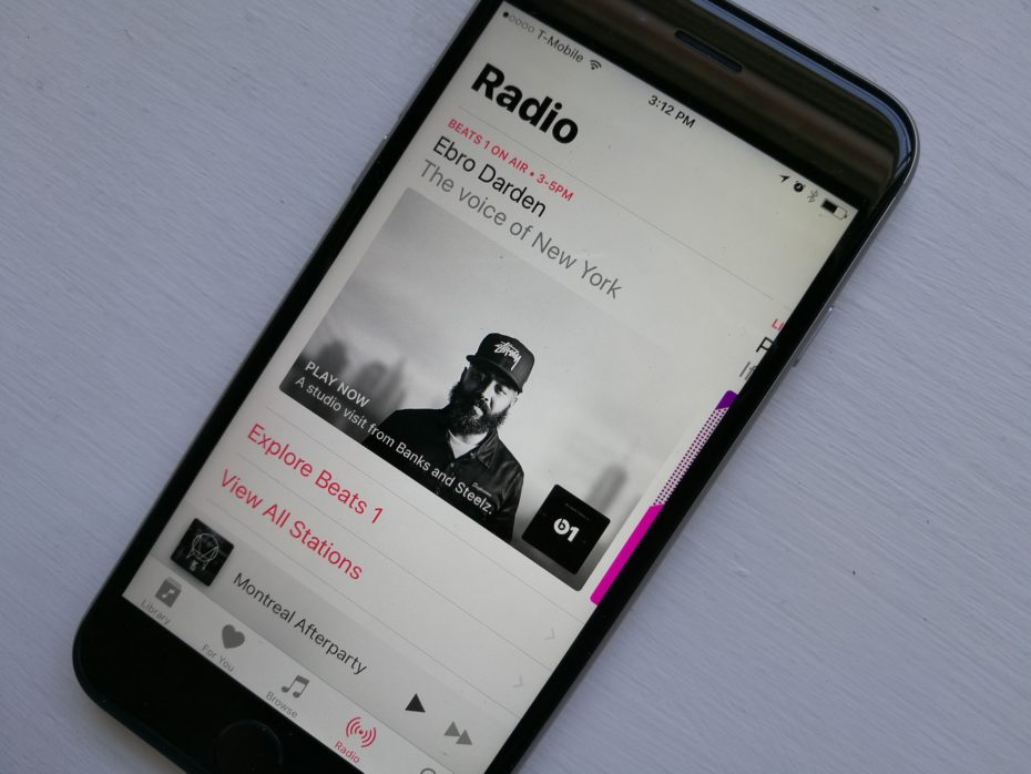 Apple music streaming service iPhone