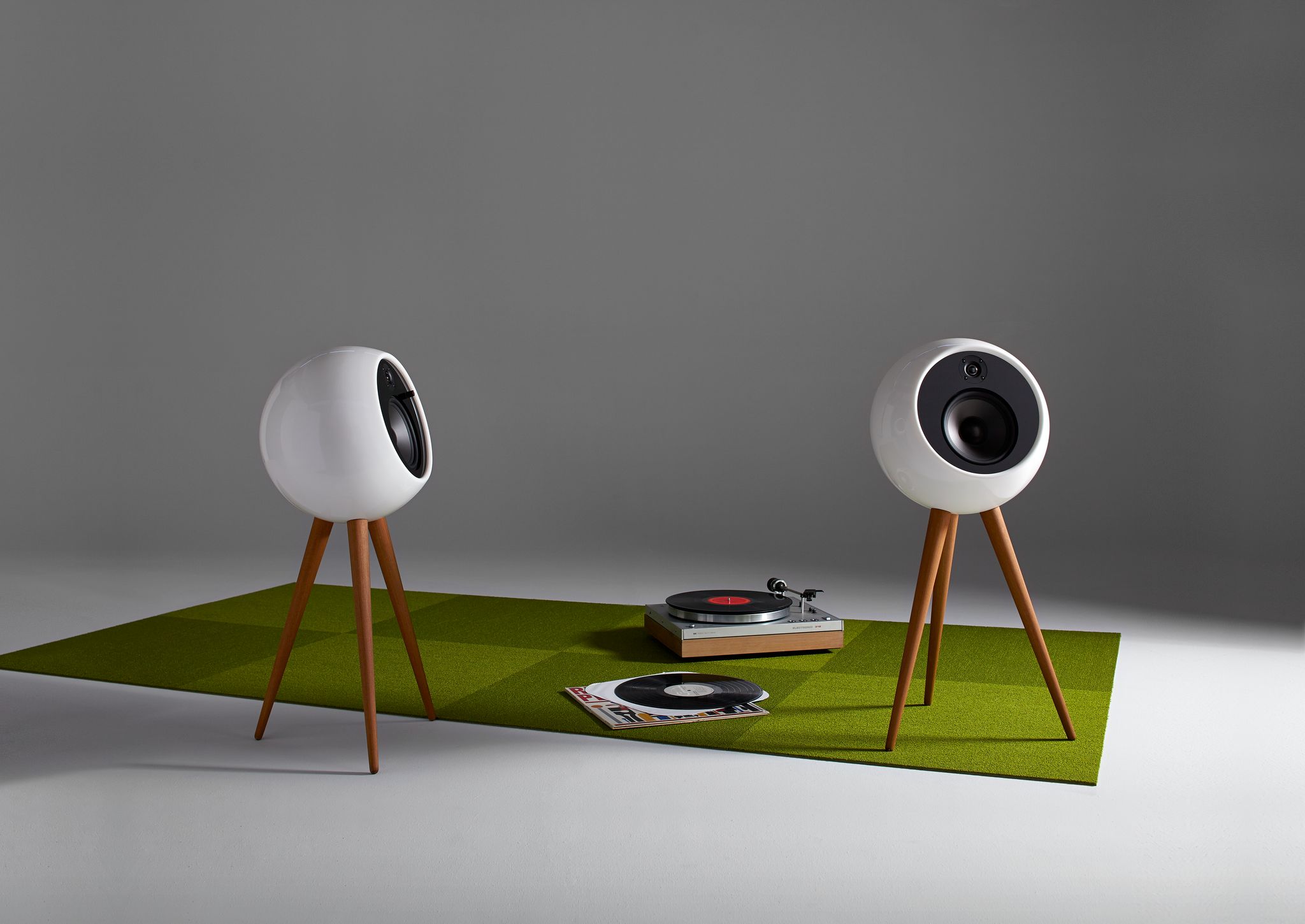 Go back to the future with this quirky Moonraker speaker system