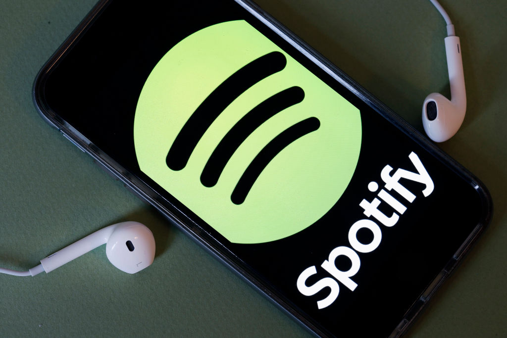 Spotify are nearing 50/50 subscribers to free listeners