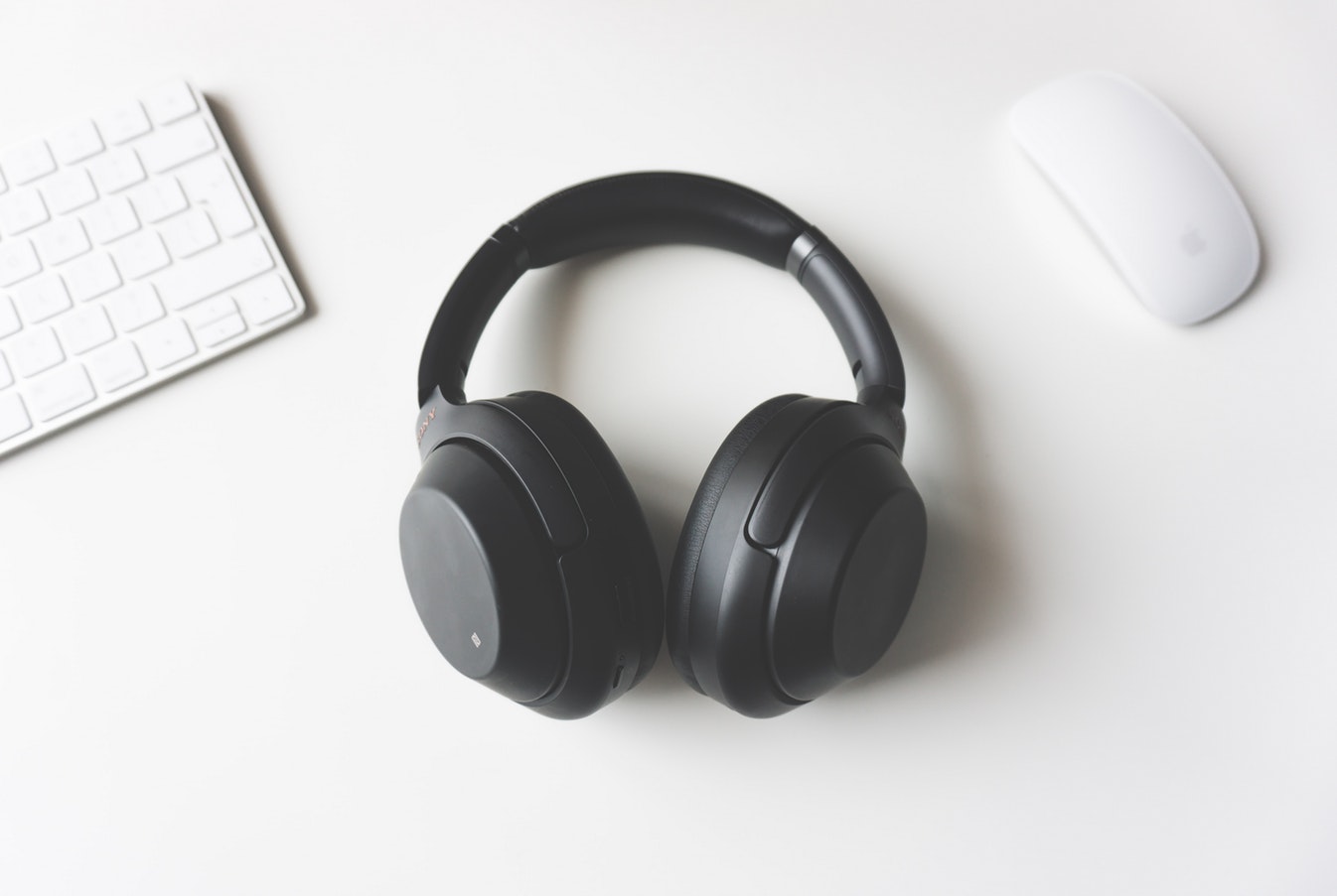 Does music really help our productivity and creativity in work?