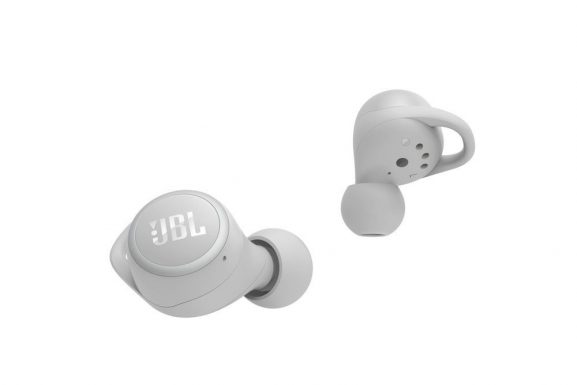 Что лучше airpods или jbl