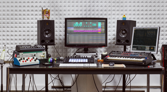 Ableton Live available at a huge 30% discount right now