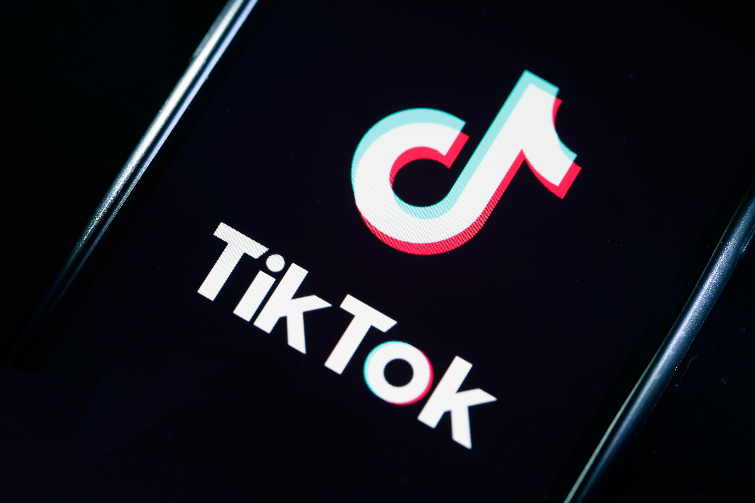 TikTok hits 2 billion downloads and it’s not slowing down