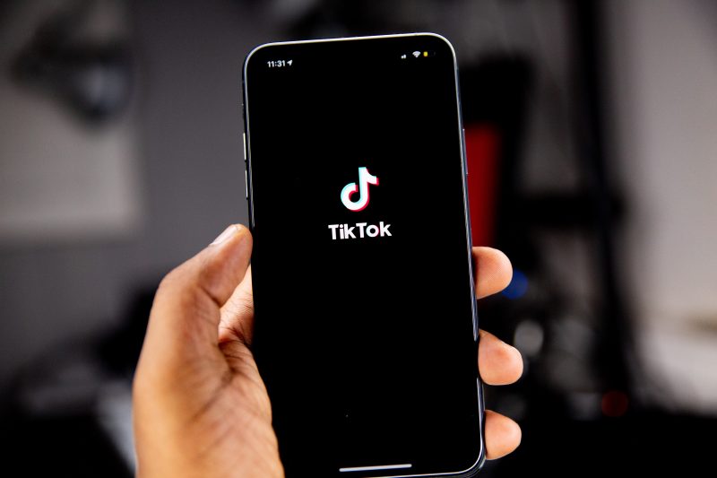 TikTok LIVE