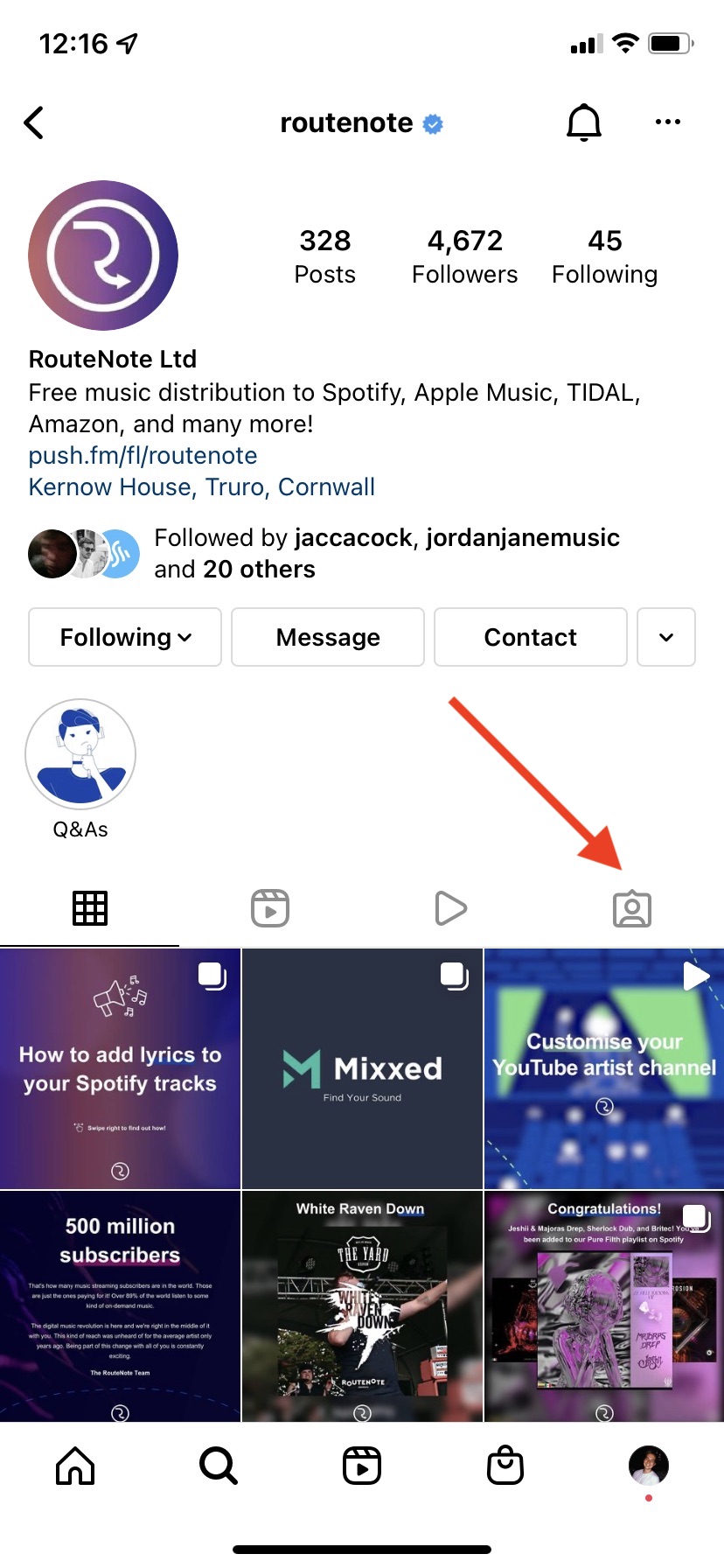 An arrow showing where tagged content appears on Instagram profiles