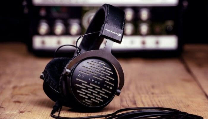 The Beyerdynamic DT 1990 Pro headphones have a strong build comprised of metal.