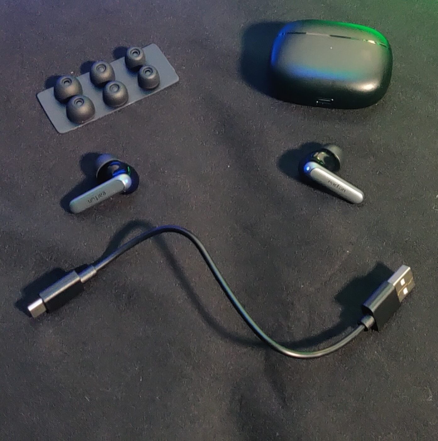 What's in the box of the EarFun Air 2?

EarFun Air 2 TWS earbuds
USB charging case
3 additional ear tip pairs
User manular
