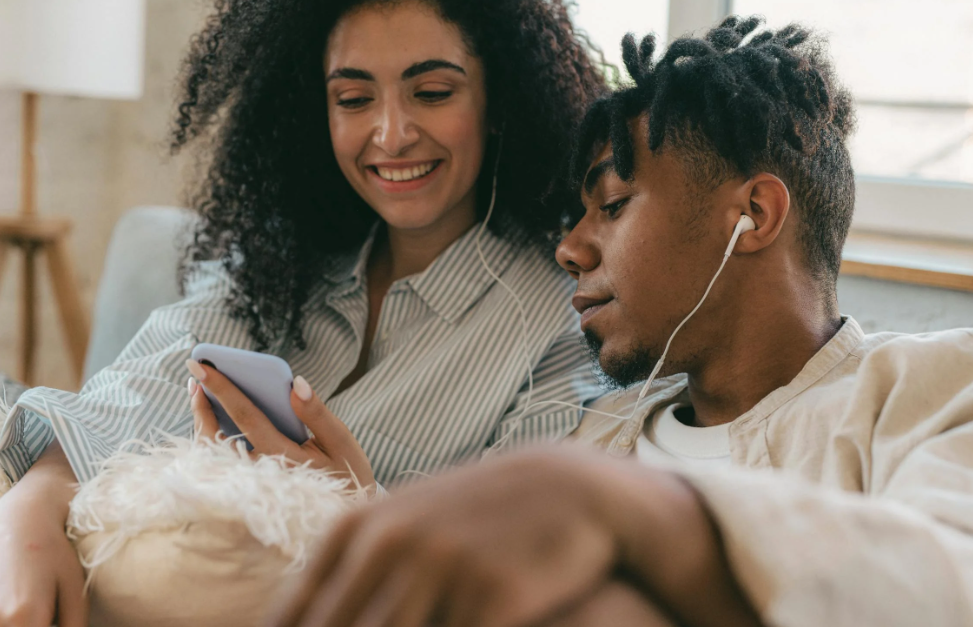 Windows 11 tests Bluetooth Audio sharing: Stream sound to multiple devices at once on PC