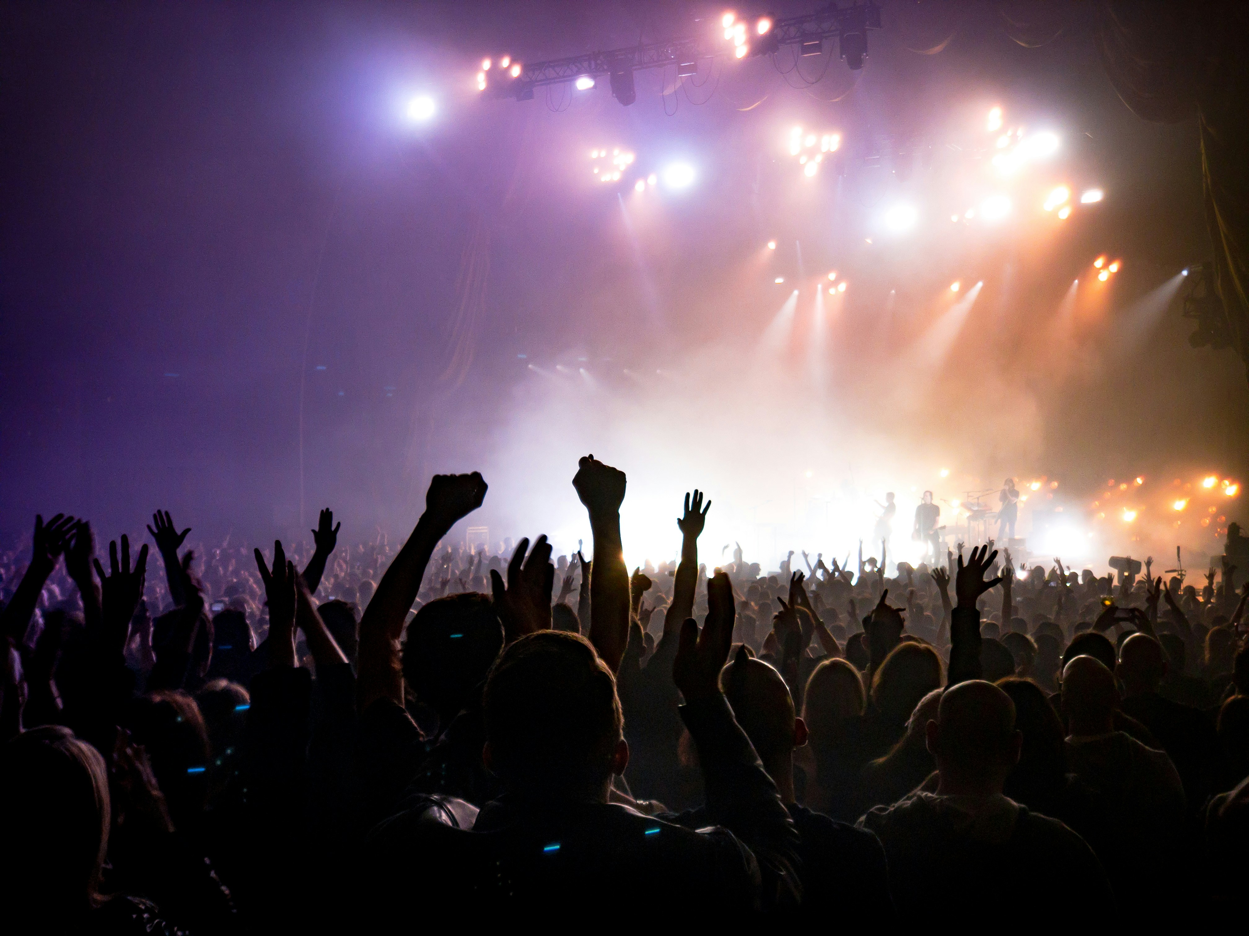 Get your tour dates on Apple Music and reach more fans