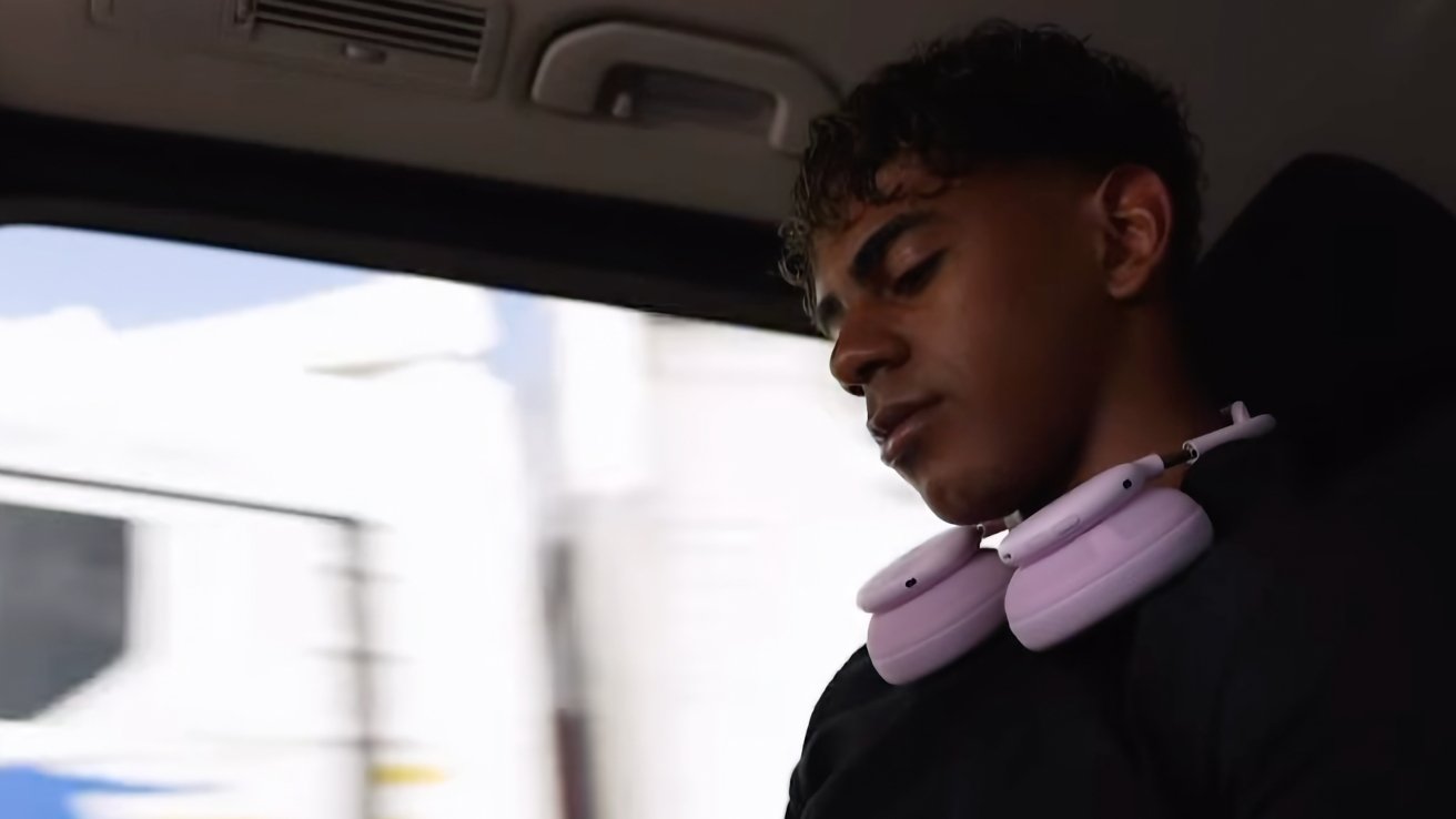 Lamine Yamal teases new Beats headphones ahead of expected launch