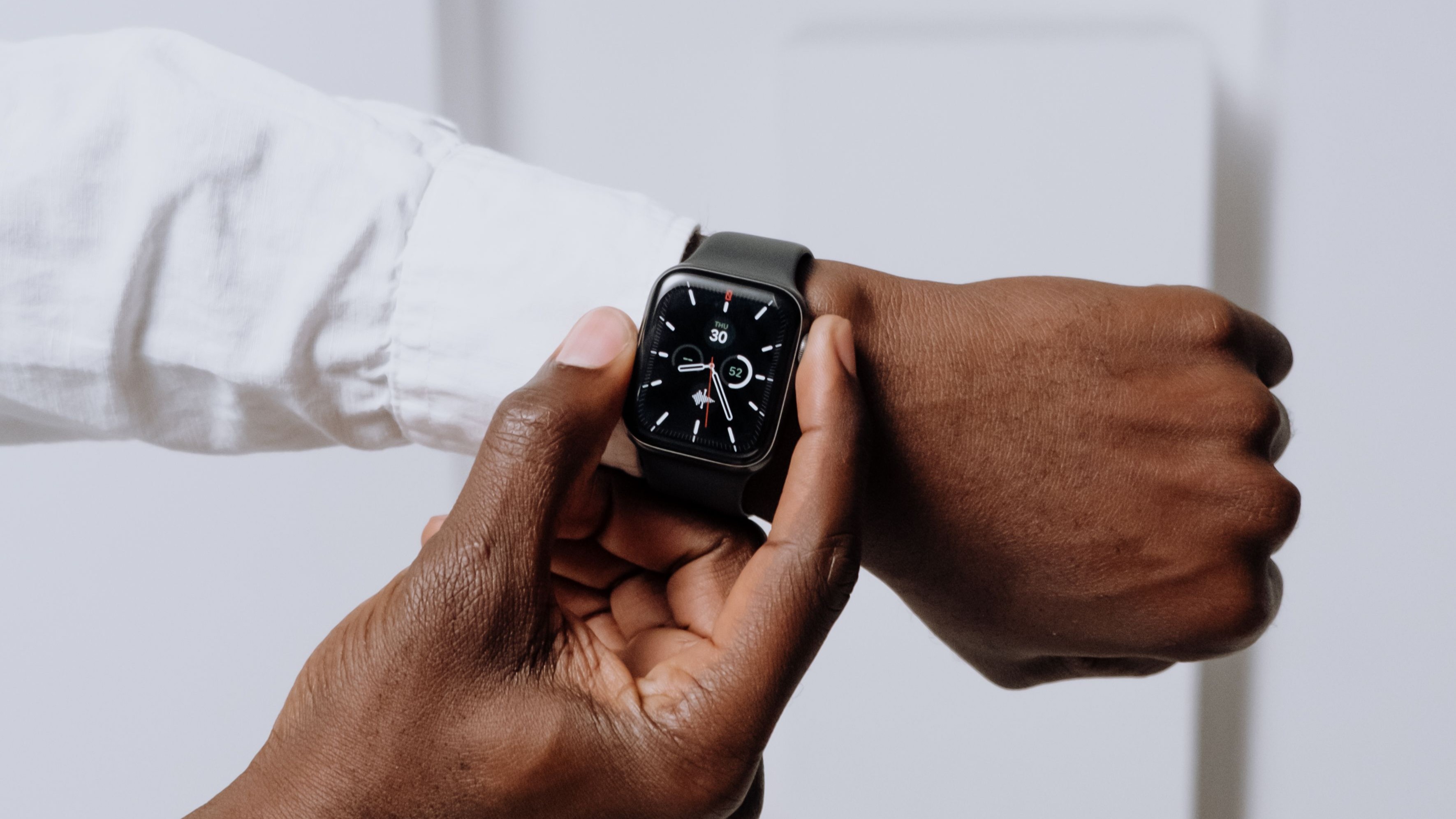 YouTube Music could finally bring offline downloads to Apple Watch