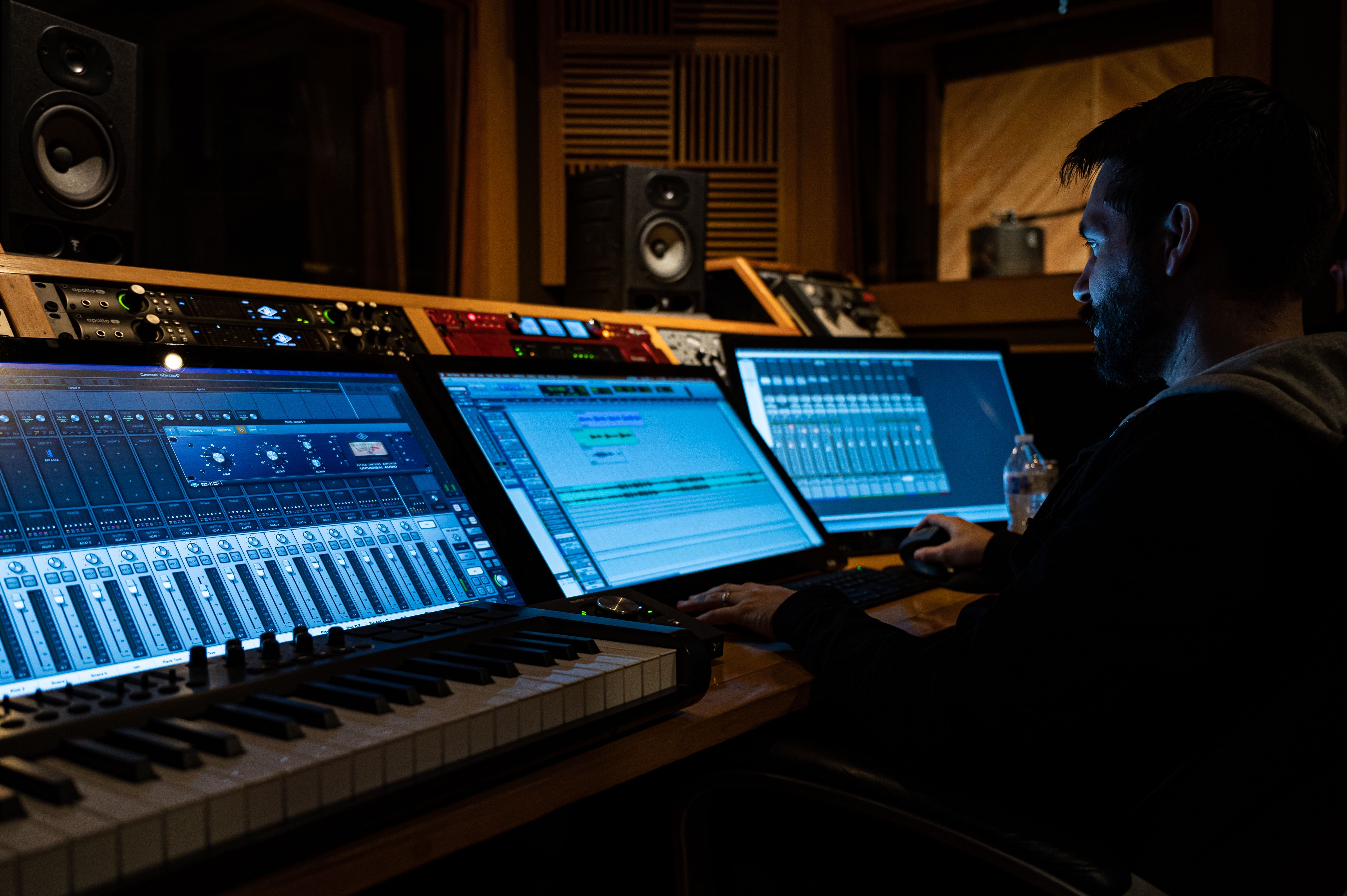 US music industry proposes AI labels for streaming platforms