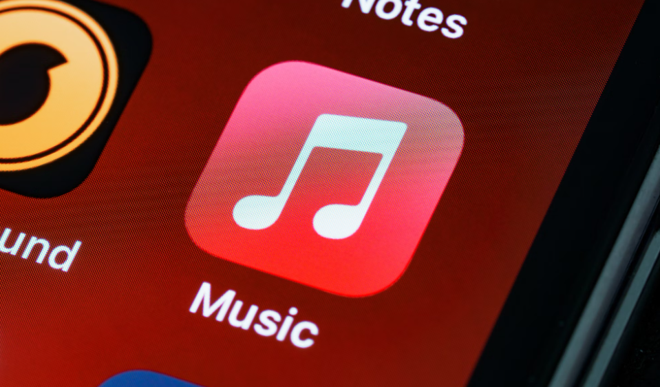 Apple Music will label AI-generated music later this year
