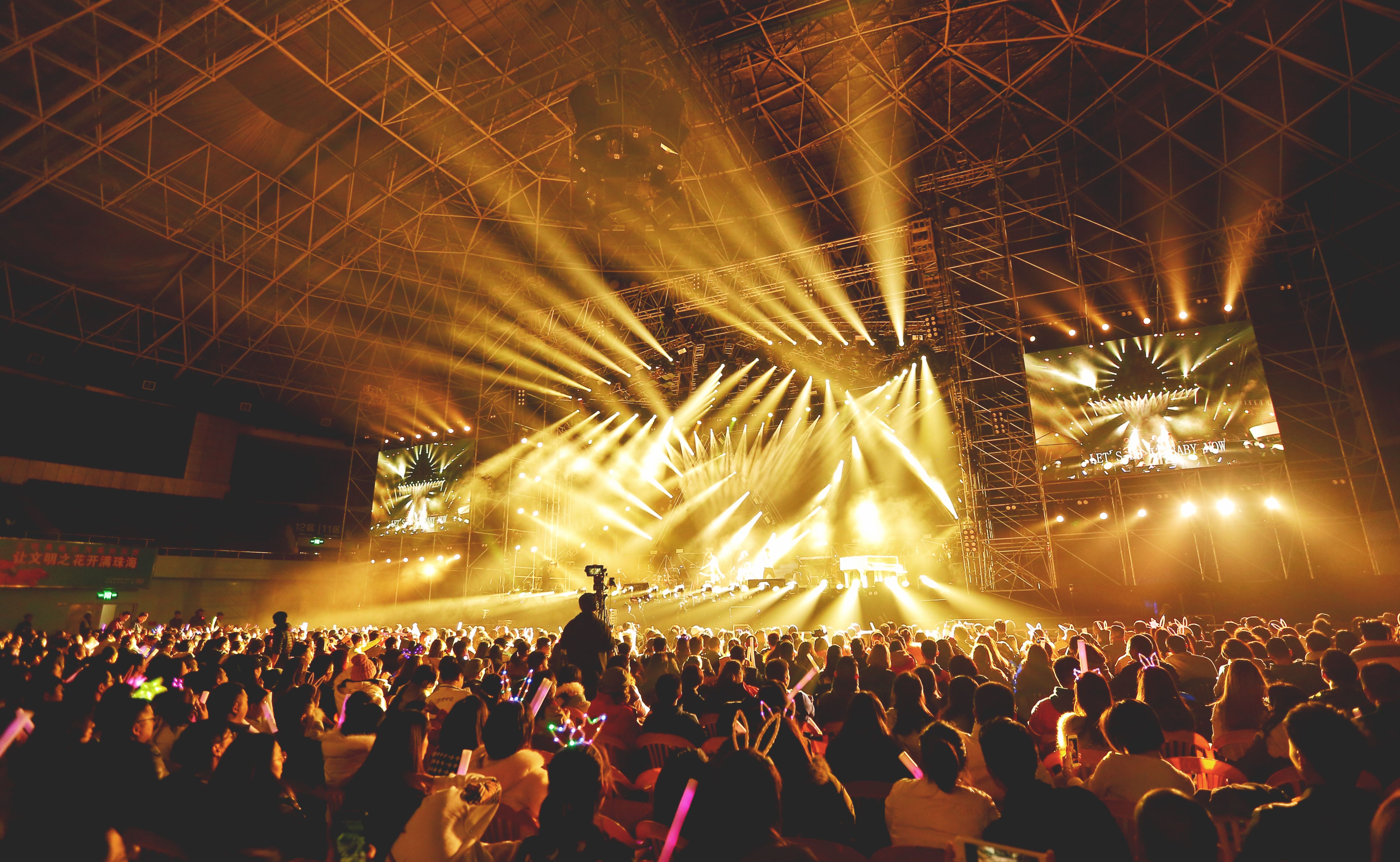 Shakira sets Amazon Music livestream record with Madrid concert