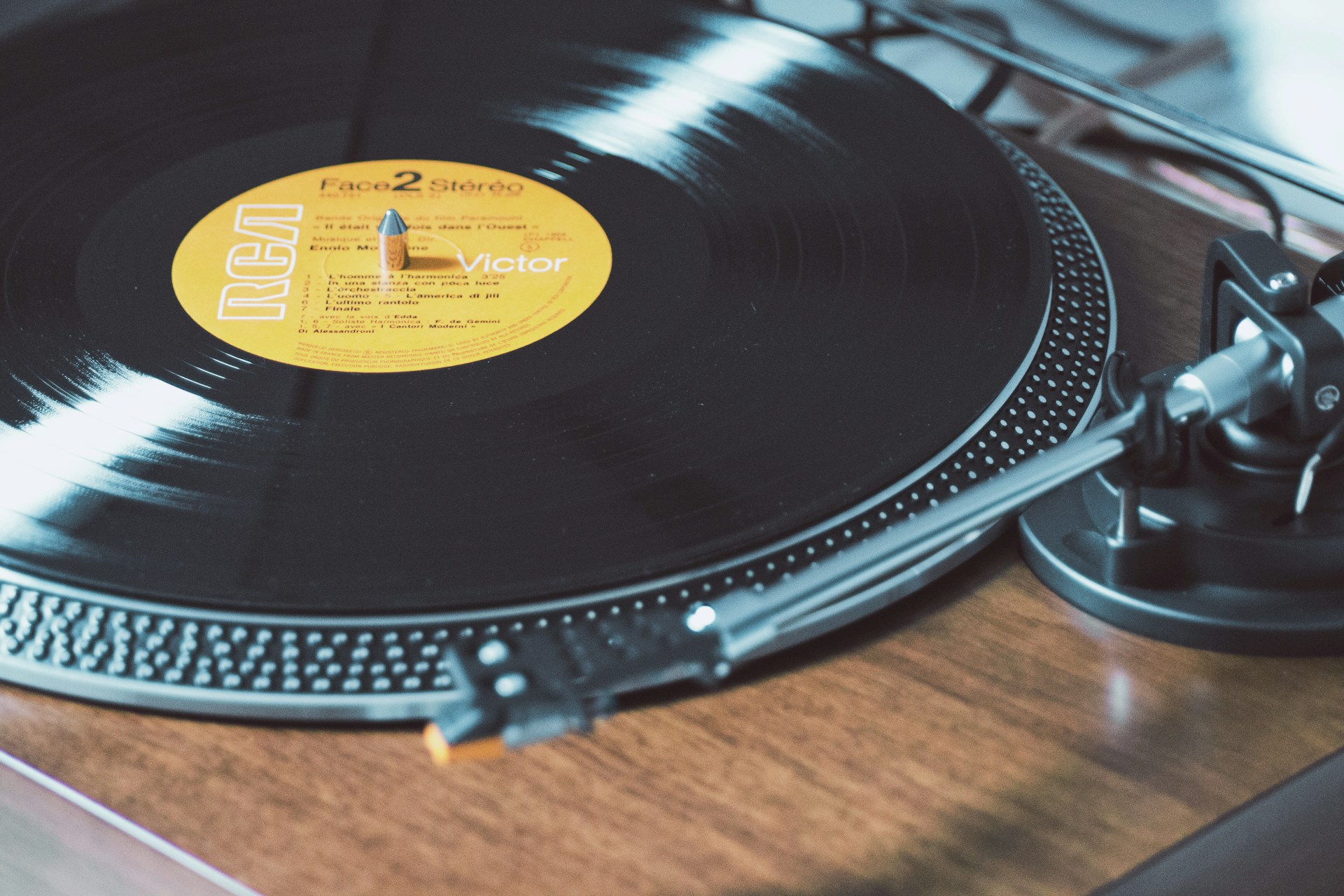 The Timeless Appeal of Vinyl Records in the Digital Age
