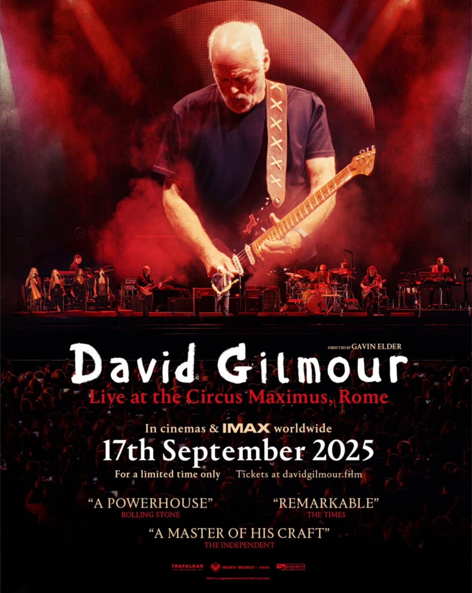 David Gilmour Live at the Circus Maximus, Rome: Sweeping Visuals of the Historic Venue With the Intimacy of the Performance