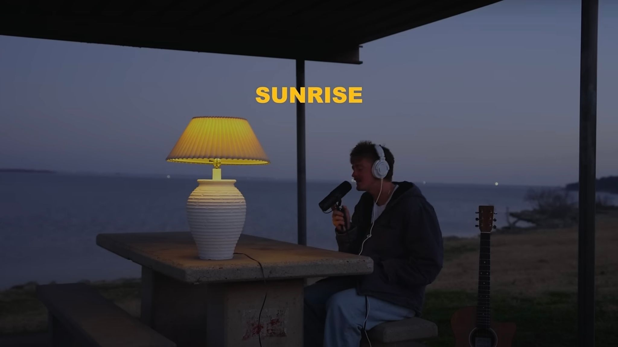 Forrest Frank – Sunrise: Introspective Lyricism with Warm Lo-Fi Beats