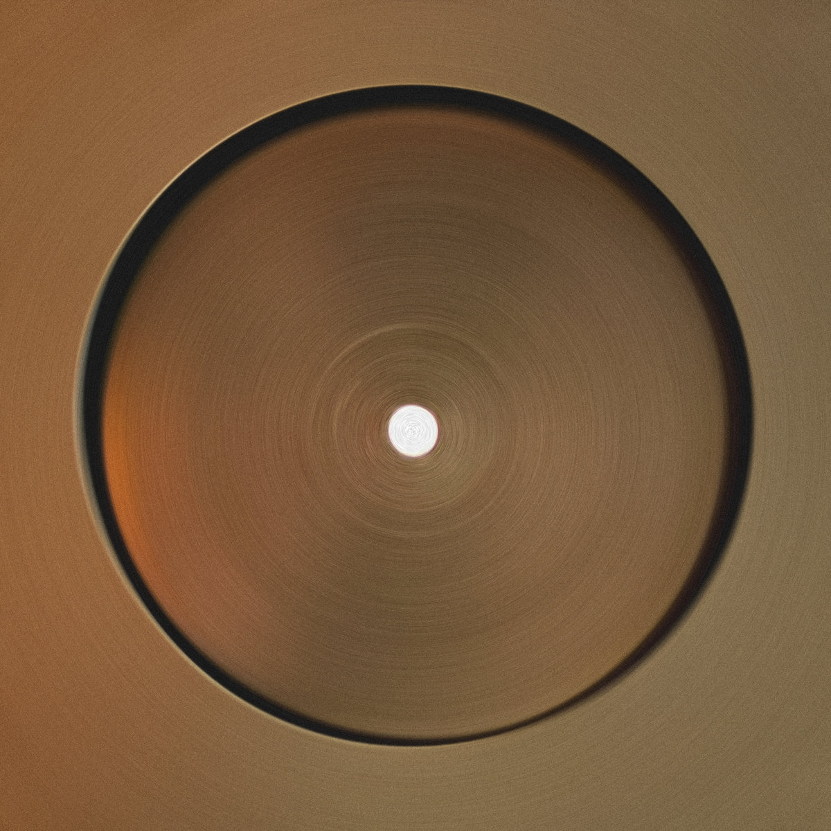 Nova by Four Tet – A Hypnotic Electronic Journey Through Texture and Rhythm