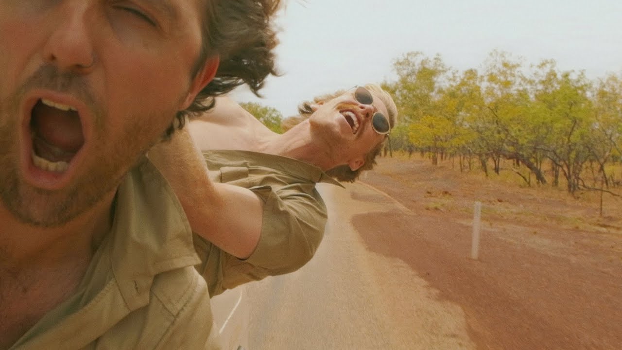 Hollow Coves – The Open Road Review – An Inspiring Indie Folk Song About Freedom and New Beginnings