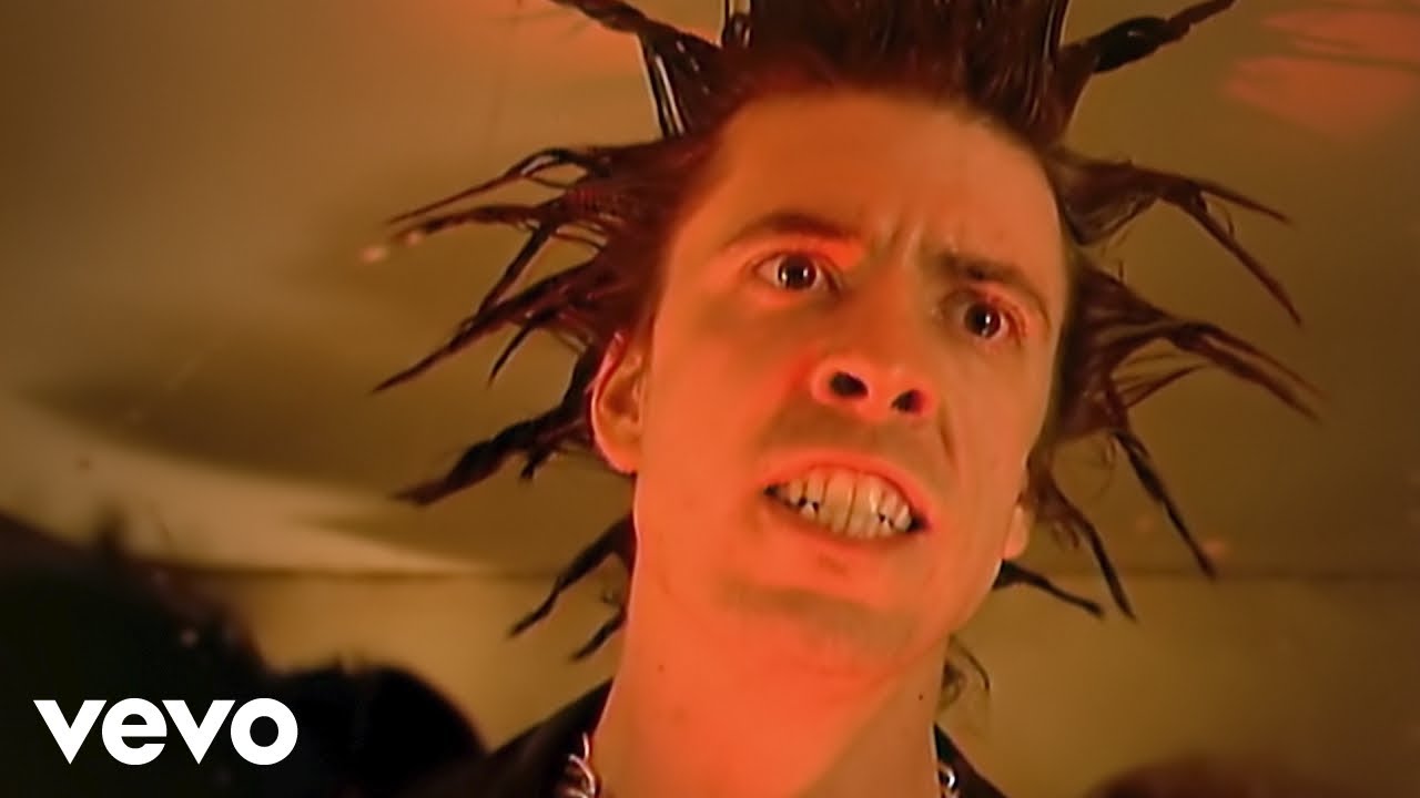 What Does Foo Fighters’ “Everlong” Mean – and Who Is Whispering?