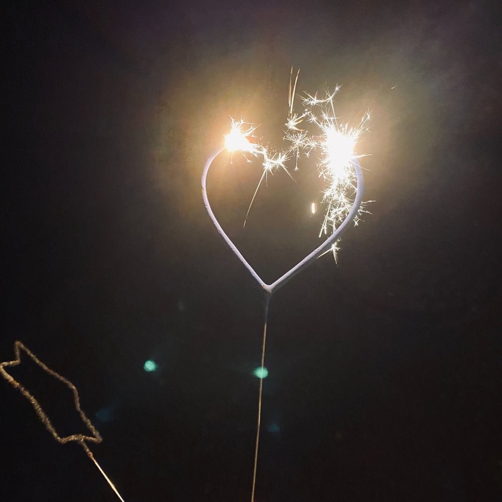 Skipper – FIFTY THINGS Review – A Heart Sparkler at Night