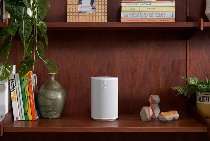 Apple HomeView vs Sonos Era 100: Which Is Better for Music?