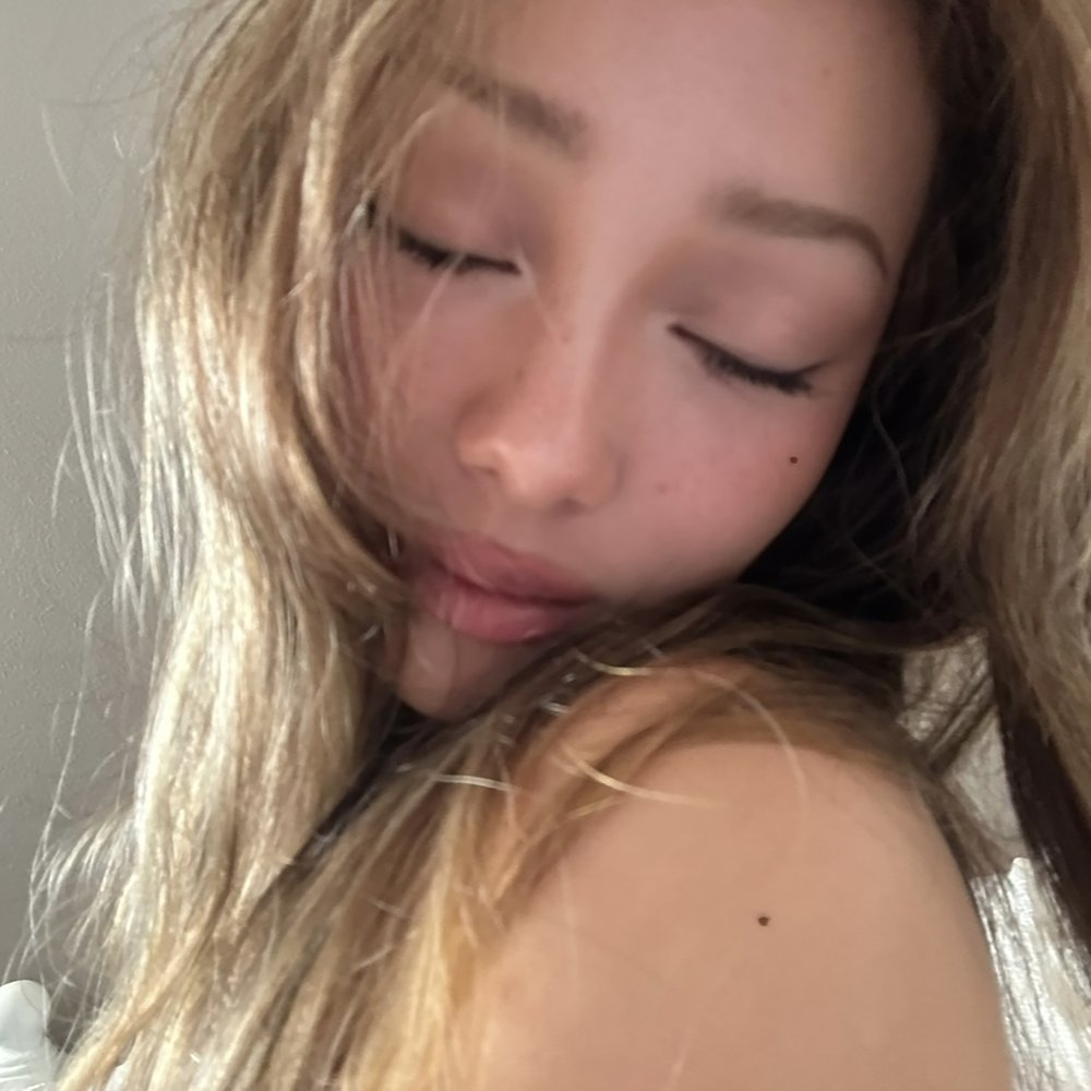 Keylight – Pillow Talk Review – A Late Talk with Suyo